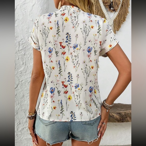 Vibrant White Paisley Women's Top